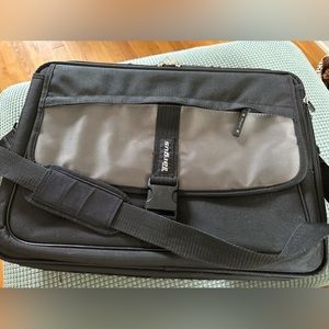 Targus Computer/ Laptop/Mobile Scanner Briefcase